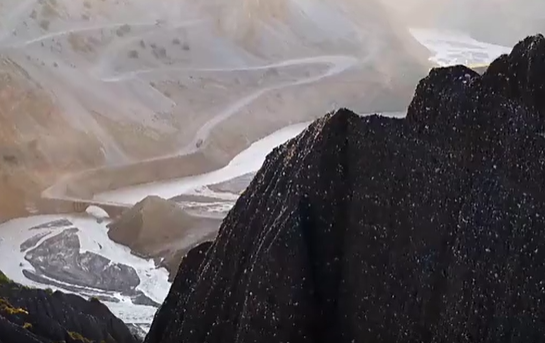 ͨ򷱘s֮·ڶԽɽcȿ